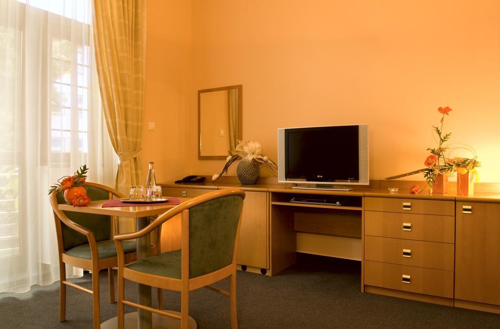 Penzion Franko Zvolen Room photo